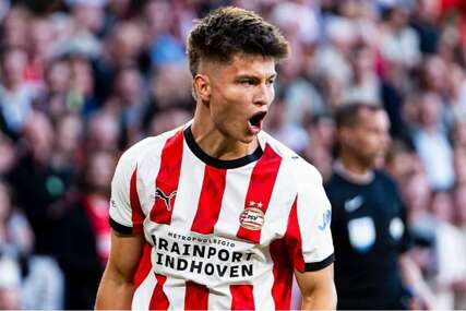 PSV dobio prvu ponudu za Esmira Bajraktarevića