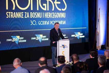 Silajdžić: "Aprilski paket je dimna zavjesa za propast energetskog projekta od 3,5 milijarde KM"