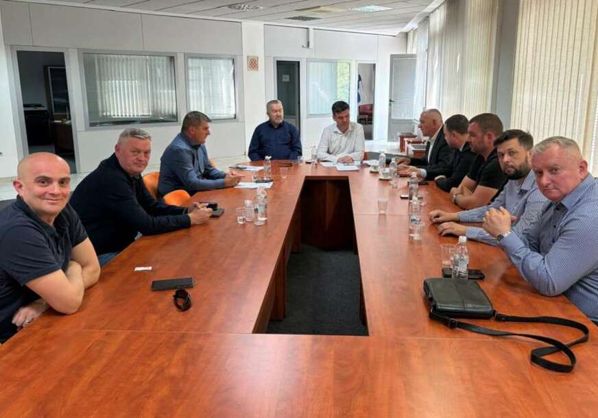 FOTO: HDZ 1990