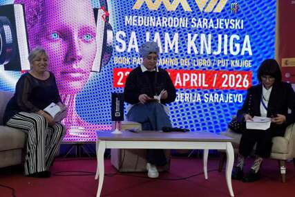 Emotivna završnica prvog dana Sajma knjige: Promovisana zbirka "Tamo gdje rastu moje trešnje" Igbale Šaćirović