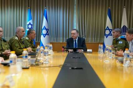 Ministar odbrane Izraela Israel Katz: Čekamo "zeleno svjetlo" da eliminiše dinastiju Khamenei i vratimo Iran u "doba tame i kamena"