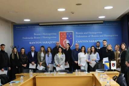 Kanton Sarajevo kasni učenicima čak 4 stipendije za 2026. godinu