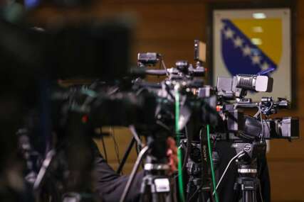 Reporteri bez granica (RSF): Više od polovine zemalja u teškoj krizi slobode medija, u BiH posebno teško stanje u RS-u