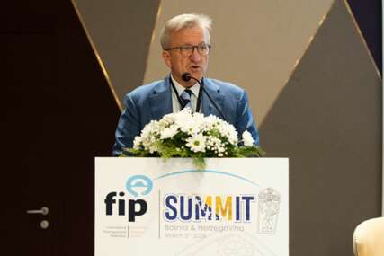 Predsjednik FIP-a Paul Sinclair: Vrijeme je za jaču ulogu farmaceuta u javnom zdravstvu u BiH