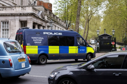Uhapšeni tinejdžeri zbog pokušaja paleža sinagoge u Londonu