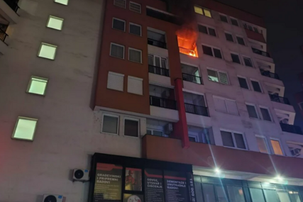 Gori stan na Stupu u Sarajevu, evakuisana cijela zgrada