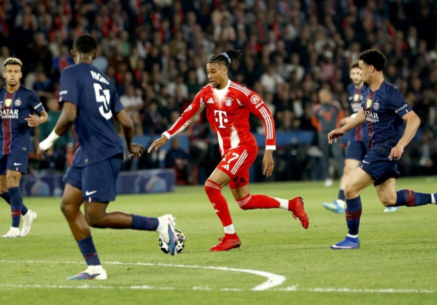 FOTO: EPA/YOAN VALAT


