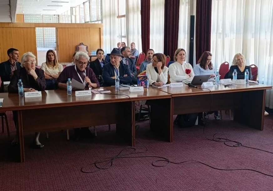 FOTO: SAJAM KNJIGE