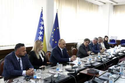Predstavnici Sinopharma i Ambasade Kine gostovali u Sarajevu, Pilav: "KCUS ima velike potrebe za razvojem"