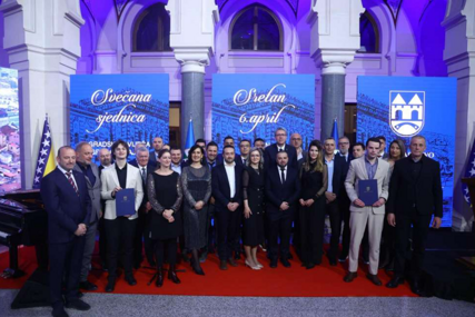 Održana svečana sjednica Gradskog vijeća Sarajeva, uručene Šestoaprilske nagrade