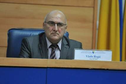 PORODIČNE I POLITIČKE VEZE Sin člana CIK-a imenovan za šefa kabineta Dragana Čovića