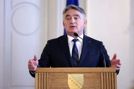 Komšić čestitao Uskrs: Važno je da ostanemo okrenuti jedni drugima