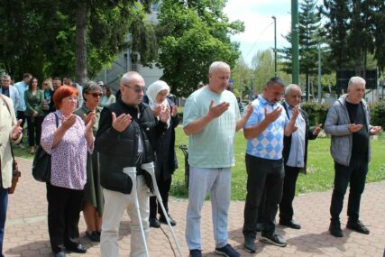 Obilježen Dan logoraša Općine Vogošća MLADE TREBA NAPAJATI ISTINOM O NAŠOJ GOLGOTI