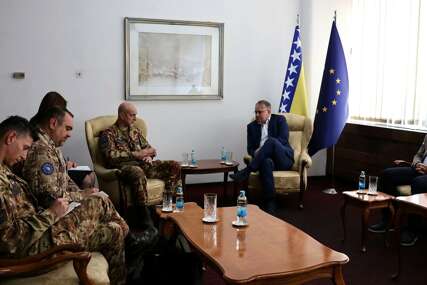 Premijer Nikšić s komandantom EUFOR-a: U izbornoj godini EUFOR dodatno doprinosi sigurnosti BiH