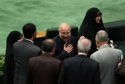 Iran poručio da je spreman dati 'nezaboravnu lekciju' u slučaju svakog napada