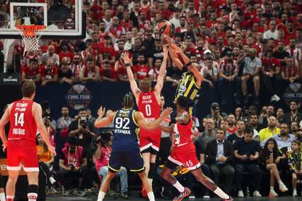 Olympiacos srušio prvaka Evrope i plasirao se u finale Eurolige