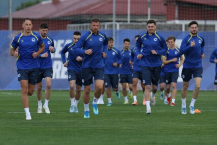 Počele pripreme za Mundijal: Barbarez odradio prvi trening sa 15 igrača