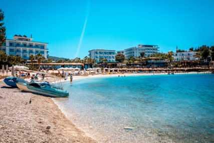 Pizza 5 eura, plaža prekrasna i nema gužve: Turisti će ove godine navaliti u jeftini raj