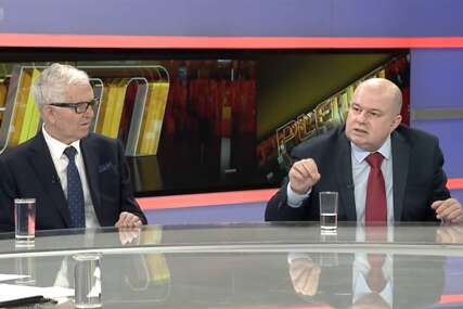 Burna debata pred kamerama: Milan Blagojević i Kasim Trnka oči u oči – „Profesore, vrlo vas cijenim, ali niste u pravu“