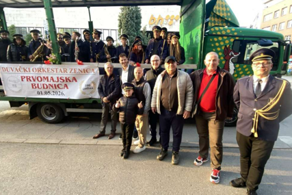 Zeničani jutros dočekali jubilarnu 100. prvomajsku budnicu