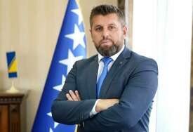 Duraković u Velikoj Britaniji: Položaj Bošnjaka u RS-u je tema za ozbiljan razgovor
