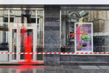 Policija ima osumnjičenog za posipanje radnji u Ferhadiji crvenom bojom: Uhapšen 39-godišnji muškarac s Ilidže
