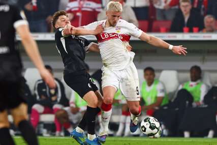 Ermedin Demirović ušao sa klupe i pogodio za Stuttgart
