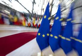 EU želi digitalni novčanik za sve građane do kraja 2026., organizacije upozoravaju na rizike