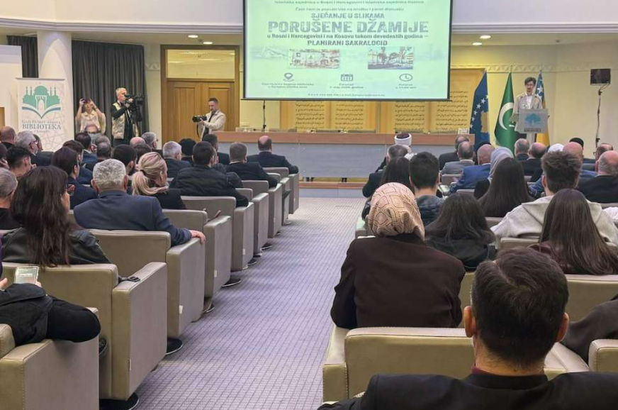 FOTO: MINA