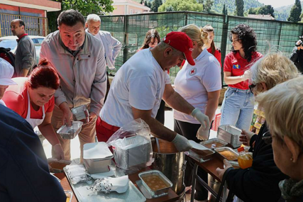 Divan dan u Mostaru: Podijeljeno 1.000 porcija sindikalnog graha