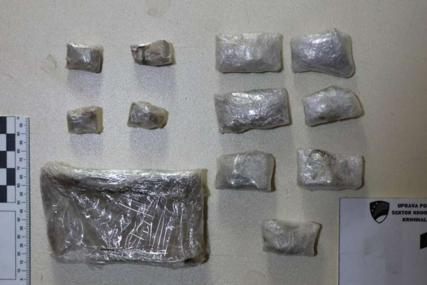 Pretres u Mostaru: Policija pronašla heroin, vagu i veću količinu novca