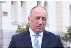 Crnadak oštro o vetu Cvijanović: Ne poštuje poslanike, krila je sadržaj zahtjeva od nas