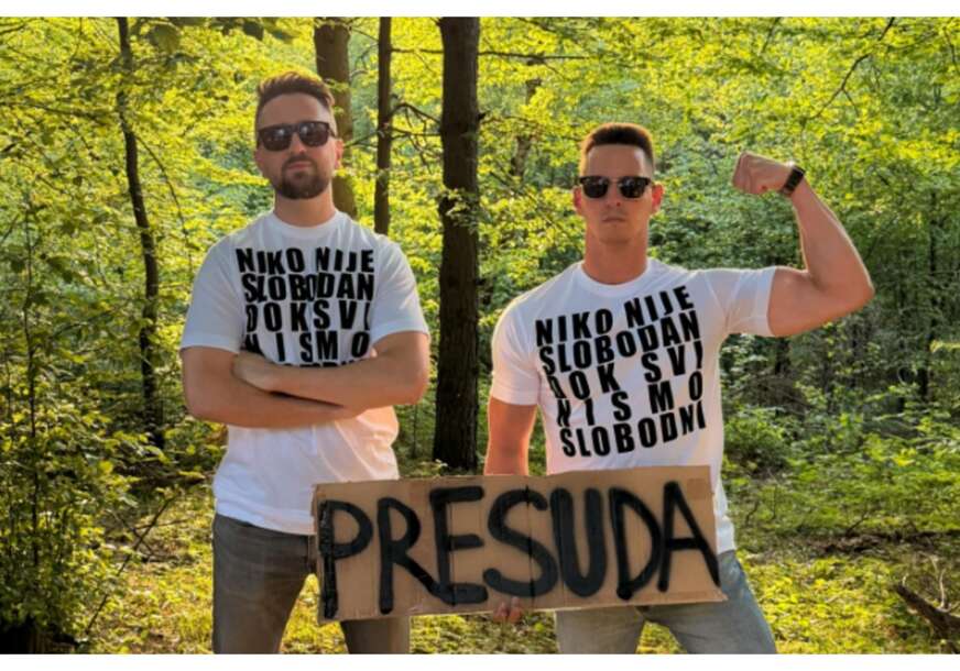 FOTO: KARTON REVOLUCIJA