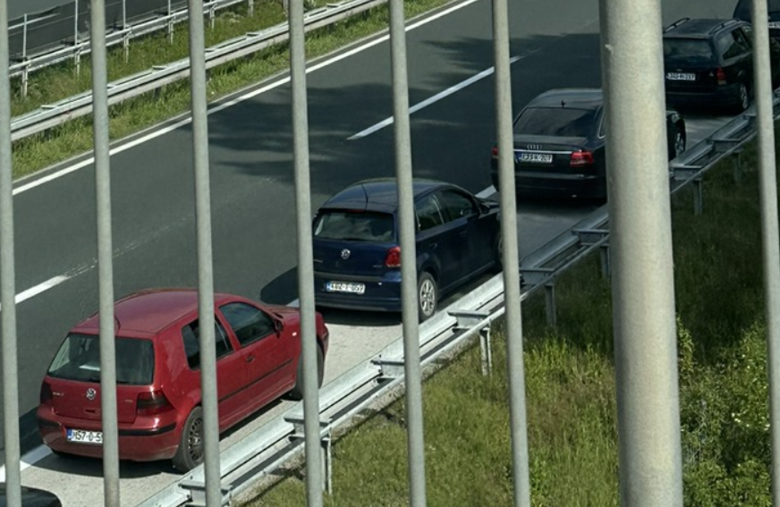 FOTO: ČITATELJ