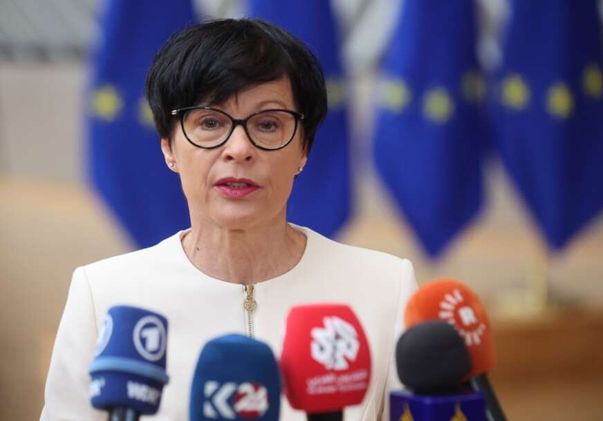 FOTO: EPA/OLIVIER HOSLET
