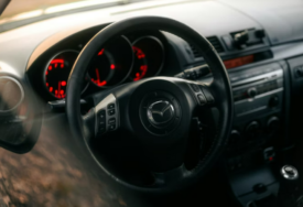 Rusi uvoze sve više automobila, daleko najviše iz Kine