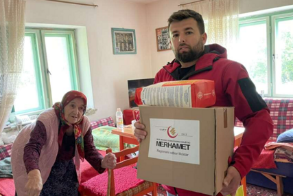 Humanitarna akcija: Podijeljeno 850 paketa pomoći širom Hercegovine