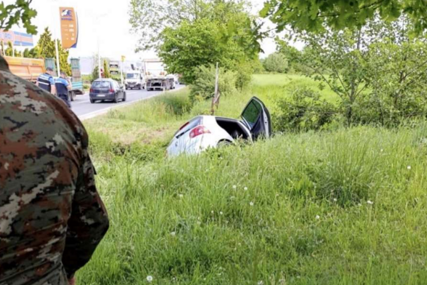 EUFOR-ova patrola spasila dvije osobe iz saobraćajne nesreće na cesti Gračanica-Tuzla