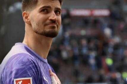 Nikola Vasilj se emotivnom porukom oprostio od St. Paulija