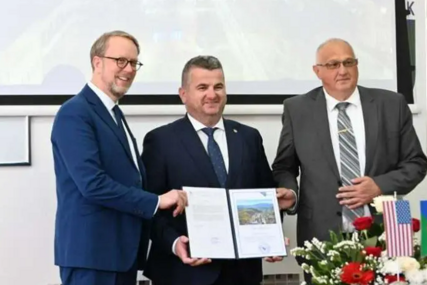 Novi Travnik službeno proglašen gradom slobodnim od mina nakon tri desetljeća