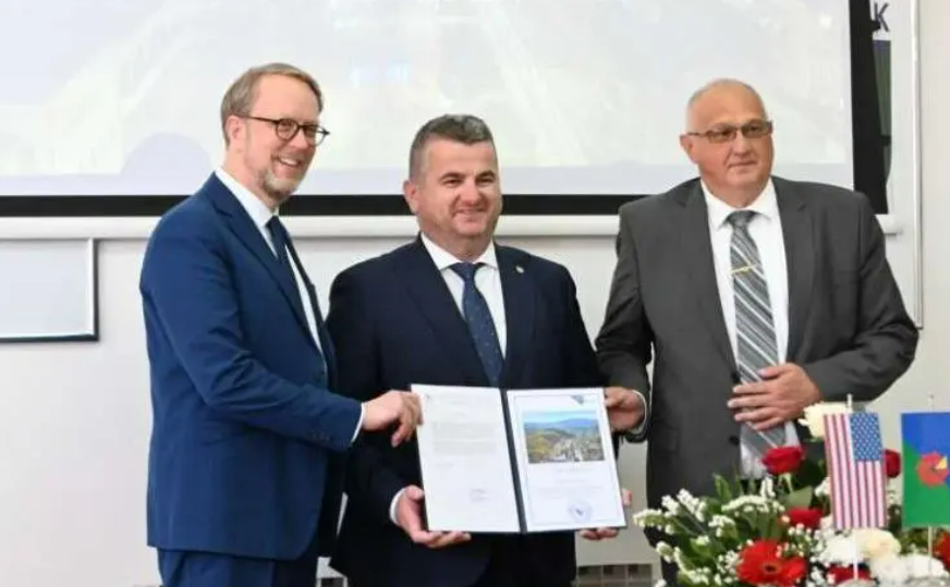 FOTO: GRAD NOVI TRAVNIK
