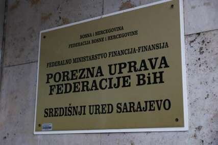 Porezna uprava FBiH zapečatila 10 objekata u Unsko-sanskom kantonu