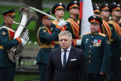 Robert Fico iz Moskve: Evropske zemlje iskrivljuju historiju, ja pripadam crnim ovcama u Evropskoj uniji