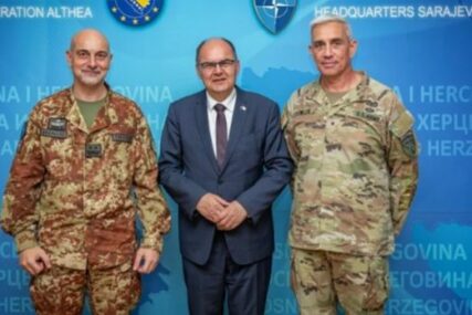 Schmidt posjetio bazu Butmir: Evo o čemu je razgovarao s komadantima EUFOR-a i NATO-a