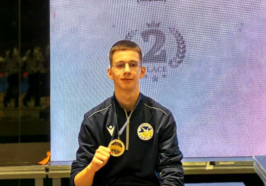 FOTO: USTUPLJENA FOTOGRAFIJA