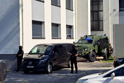 Duge cijevi na ulicama Slavonskog Broda, opasni Crnogorac s tjeralice doveden na sud