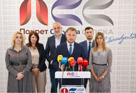 Crveni alarm za opoziciju: SNSD već u kampanji, dok druga strana još važe taktiku