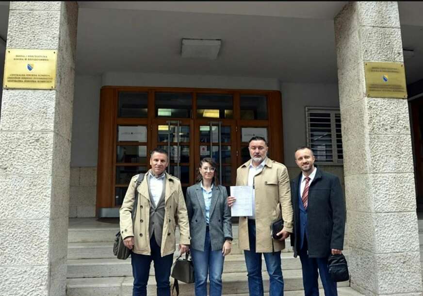 FOTO: NAPRIJED