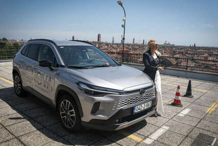 (VIDEO, FOTO) Od Postojnske jame do Venecijanskog bijenala: Testirali smo novu Toyotu Corollu Cross na putu dugom 1.000 kilometara