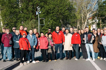 Prvomajski uranak u Bihaću u znaku sjećanja na borbu za radnička prava